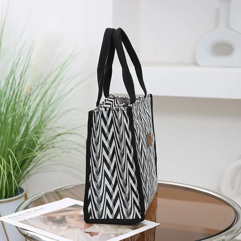 LVE7 bolso de mano de lona con patrón de Chevron para mujer, decoración de parche de letras Retro, bolso de compras informal