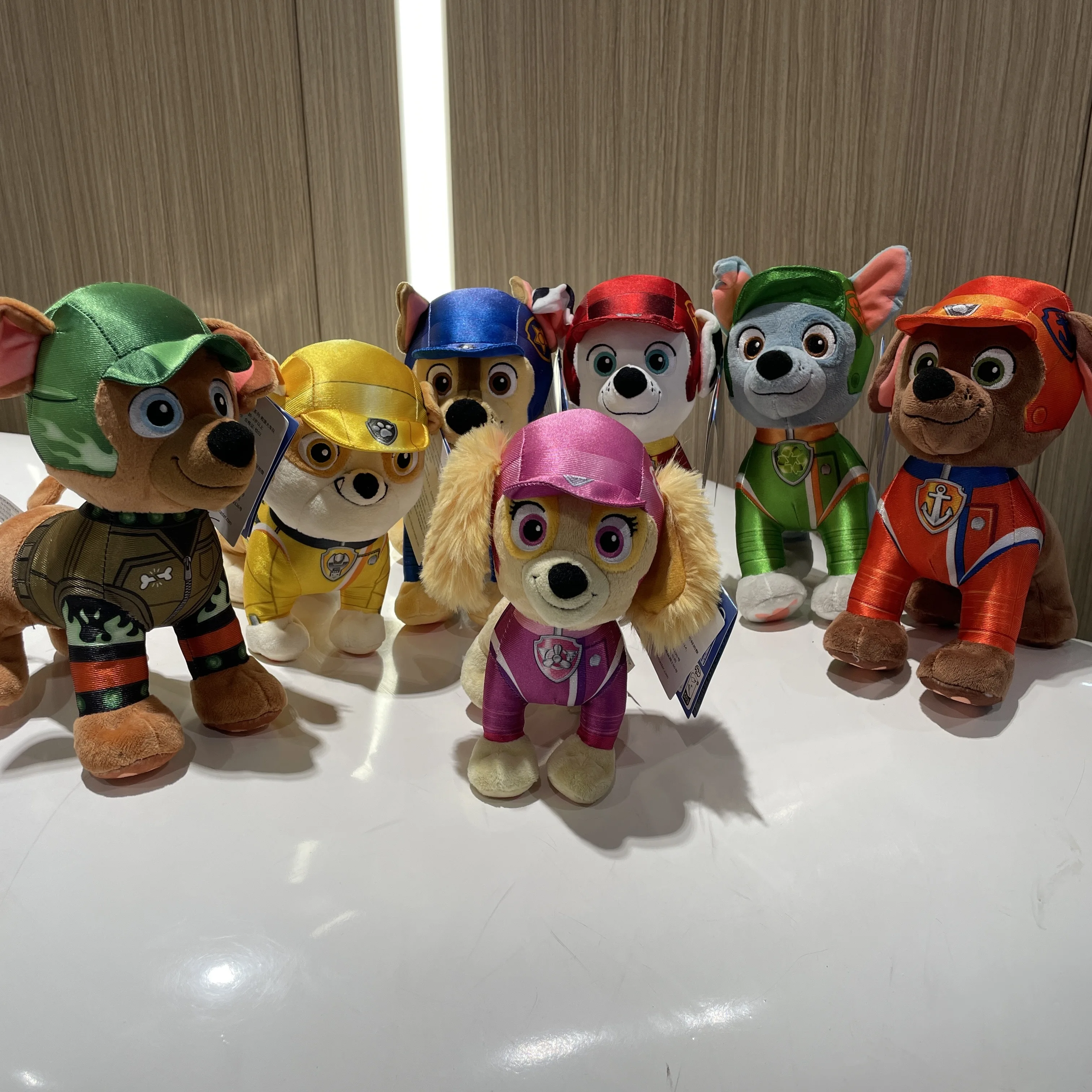 本物のパウパトロール 8 種類レスキューホイールシリーズぬいぐるみぬいぐるみ公式ライセンスぬいぐるみ子供の誕生日ギフト