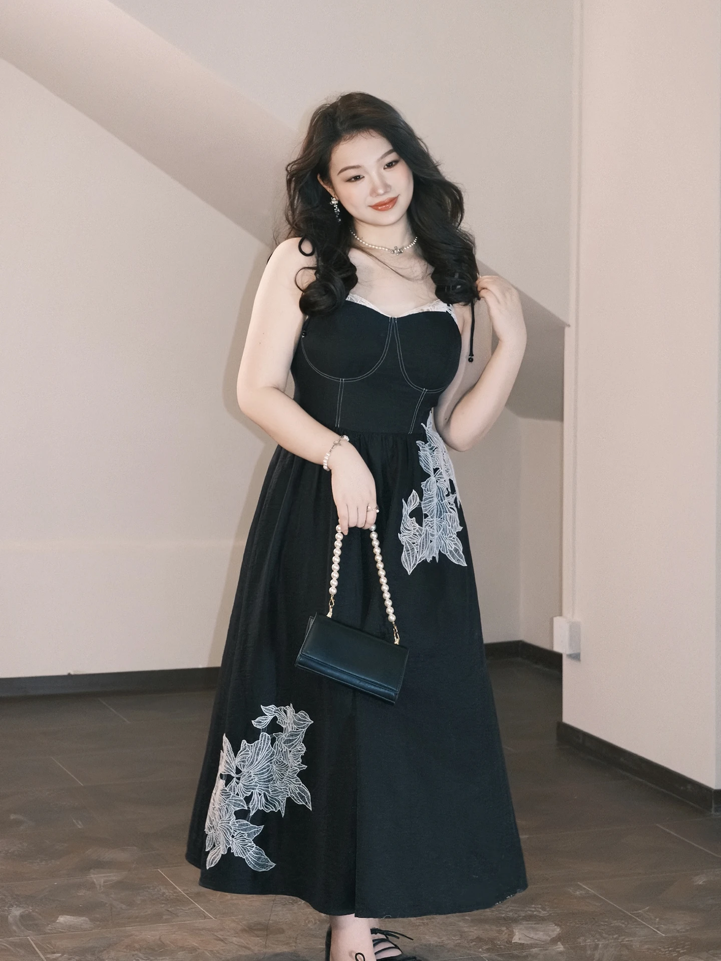 

Fat Girls Retro Slimming Strap Dress Night Flowing Vintage Style French Brand Tagkita Midi Dress No Sleeve A-Line Silhouette