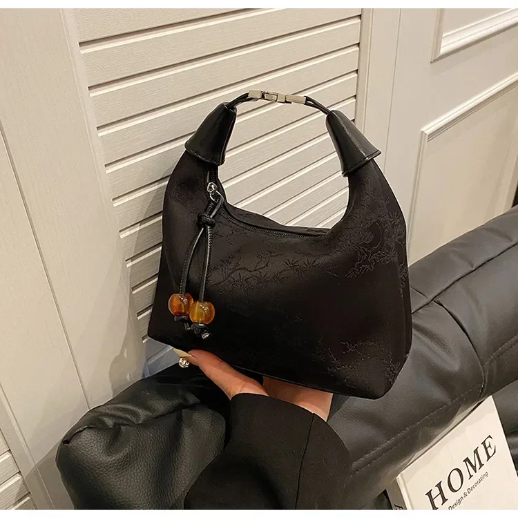 

2025 New Chinese Style Handbag - Embroidered Pea Bag, Minimalist Crossbody Purse for Women,Exquisite Summer Fashion with A Touch