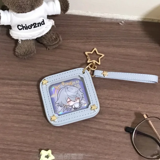 Sweet Pastel Square‑Shaped PU Badge Protective Pouch, Star‑Decorated Hanging Display Case, Portable Storage Holder for Anime Pin