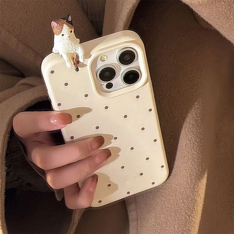 Niedliche Cartoon 3D-Katzen-Dekorations-Handyhülle mit Polka-Dot-Muster für iPhone 16 17 18 Pro Max Hülle iPhone 15 14 Plus 12 13 11 Pro Max Cover – Detail 5
