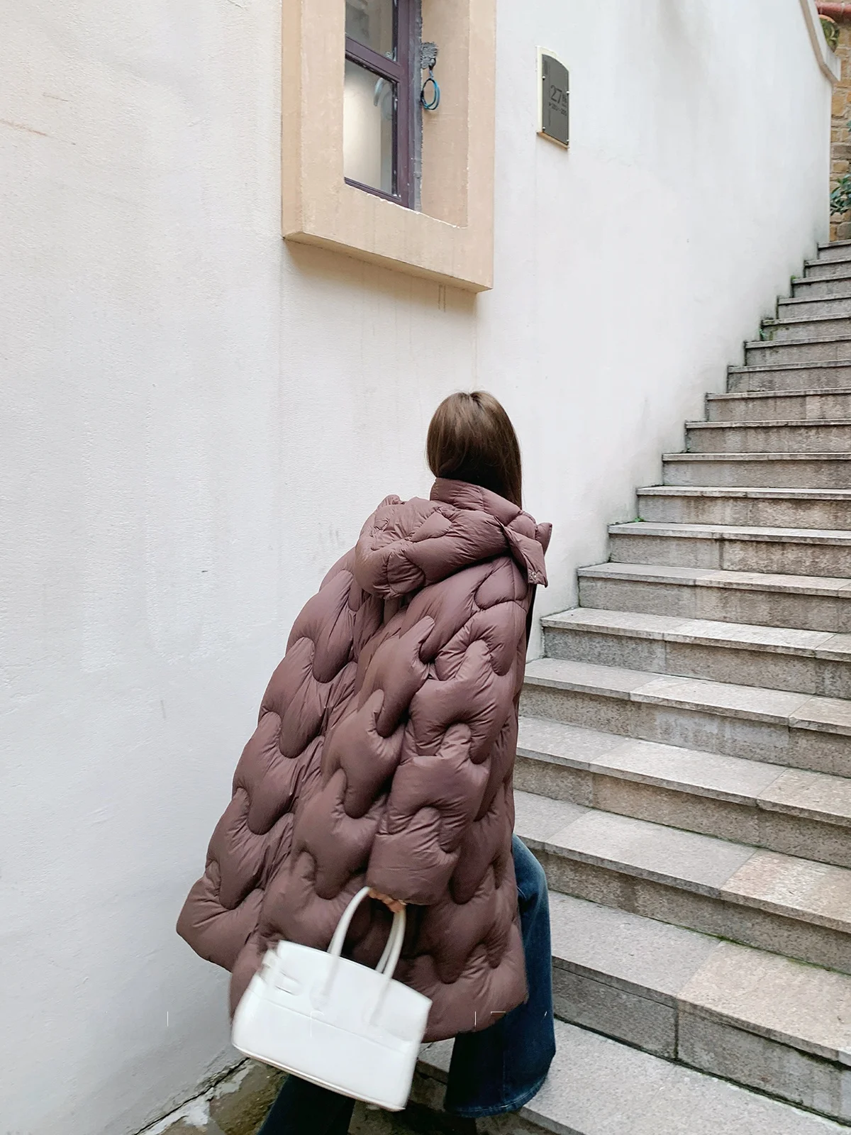 

Fce Winter Coat Women's Knee-Length Hooded Du down Jaet Casual Loose Fit Warmth Long Sve Zipper Closure Wave Pattern