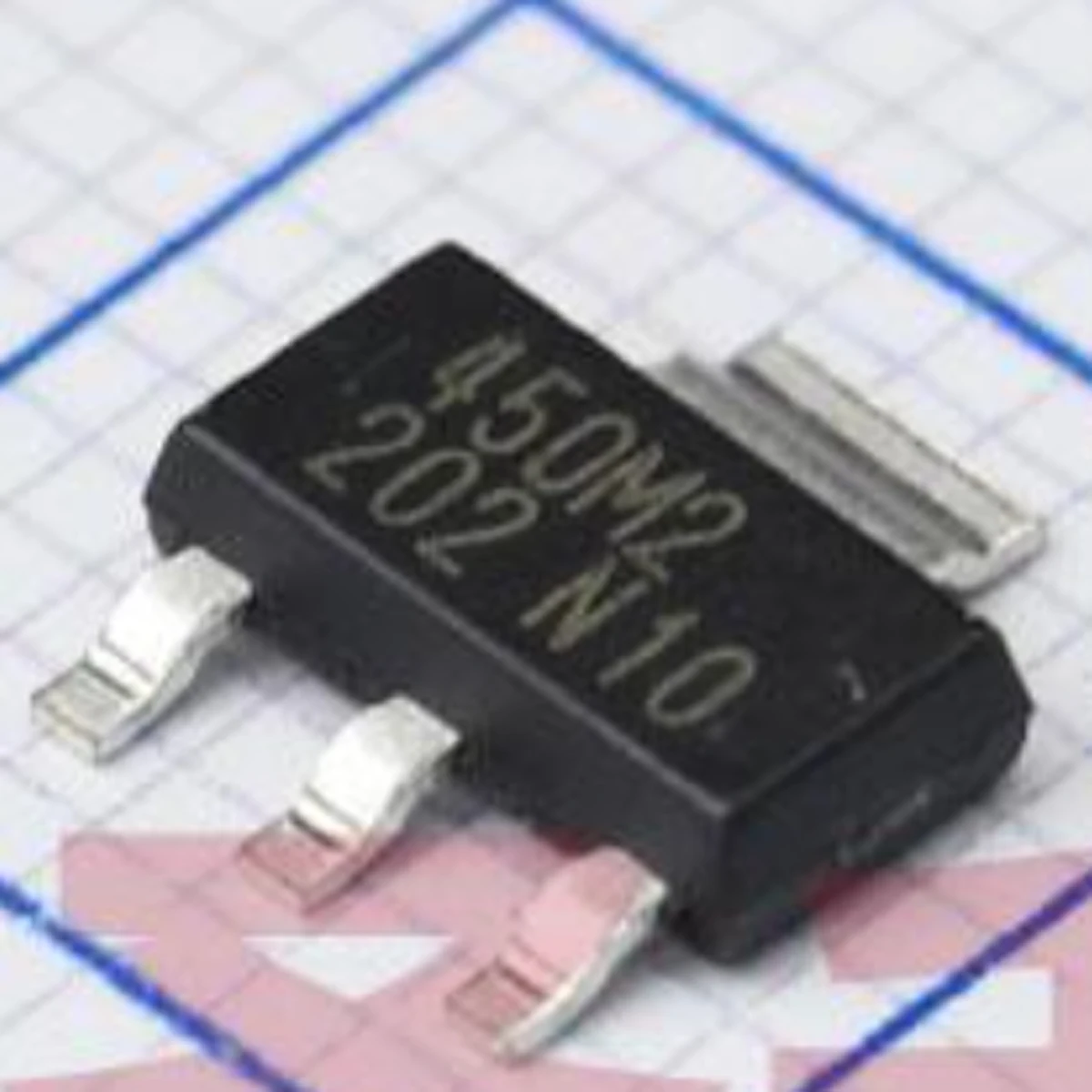 433M2 450M2 جديد الأصلي الخطي الجهد المنظم LDO ثابت 42V 200mA 3.3V 5V IC REG LIN 200MA SOT223-4F BD433 BD450 M2FP3-CE2