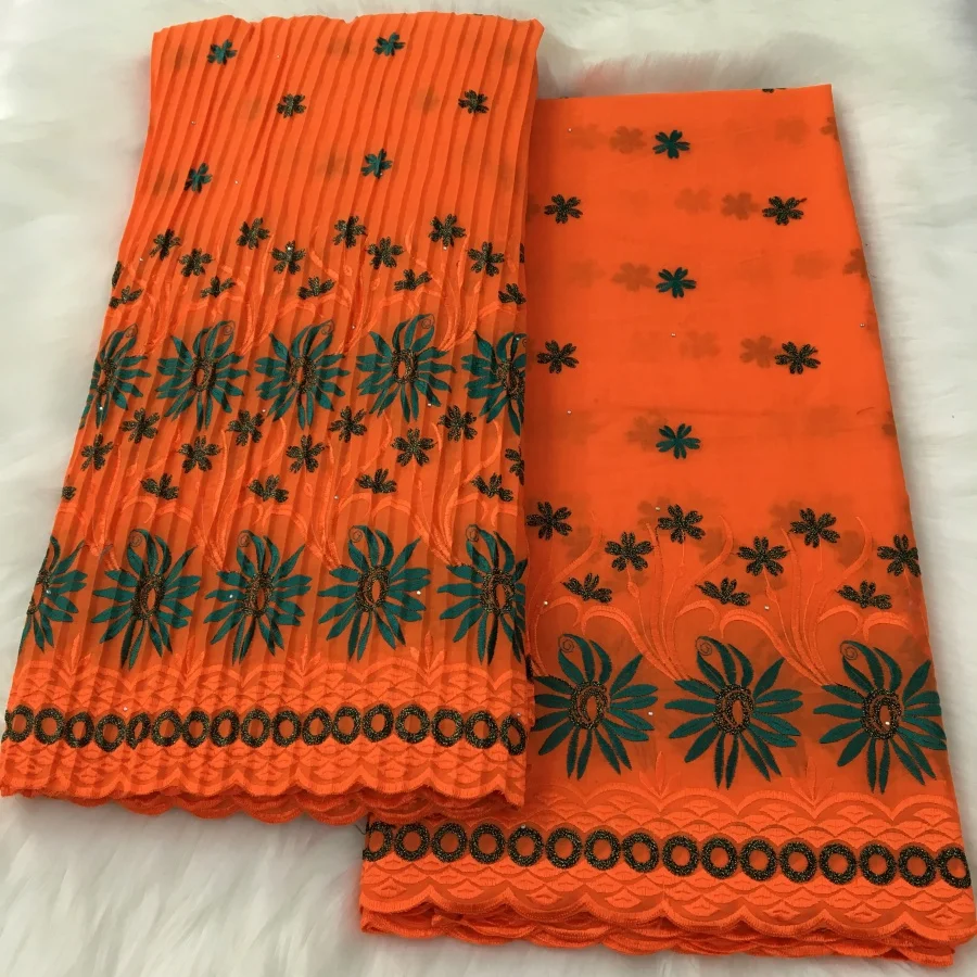 Leuchtendes Orange 5+5 Yards Afrikanischer Baumwollspitzenstoff mit Exquisiter Türkisblauer Blumenstickerei, Schweizer Voile-Spitze für Abendkleider