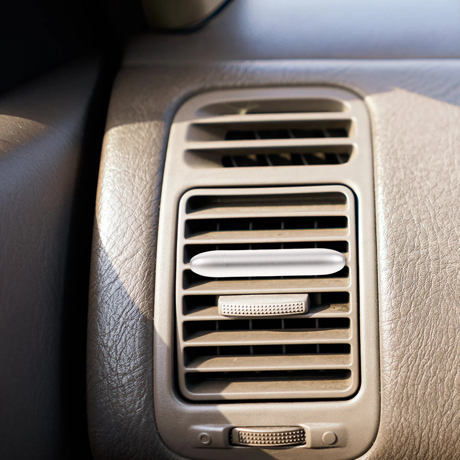 

Car Air Freshener Clip Essential Oil Diffuser for Vent Aroma Decor Car Fresheners for Women Men Fragrance