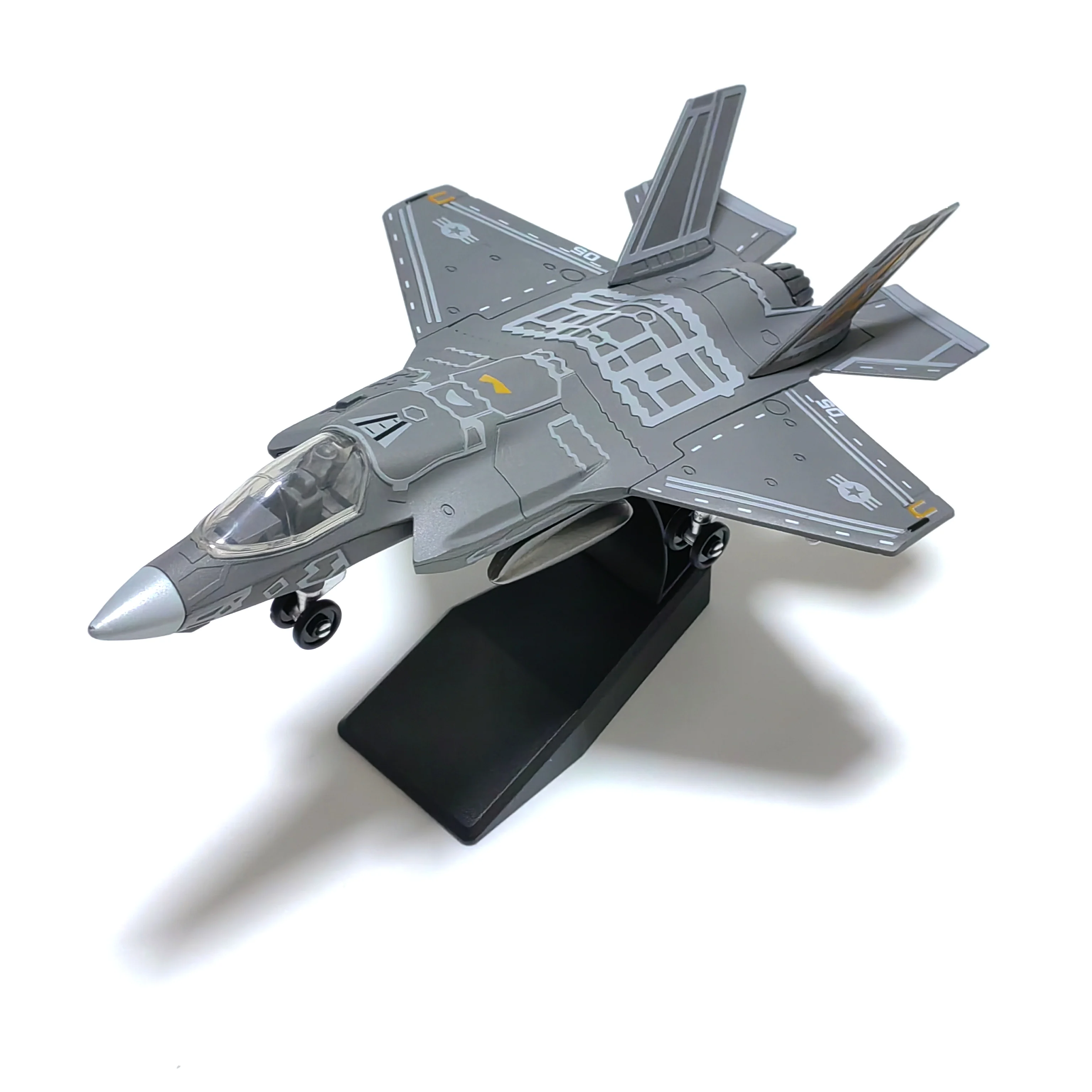 1/72 Scale F35 Plastic Assembly Model Airplane (Including Base) Home Placement, Collection and Decoration Gift