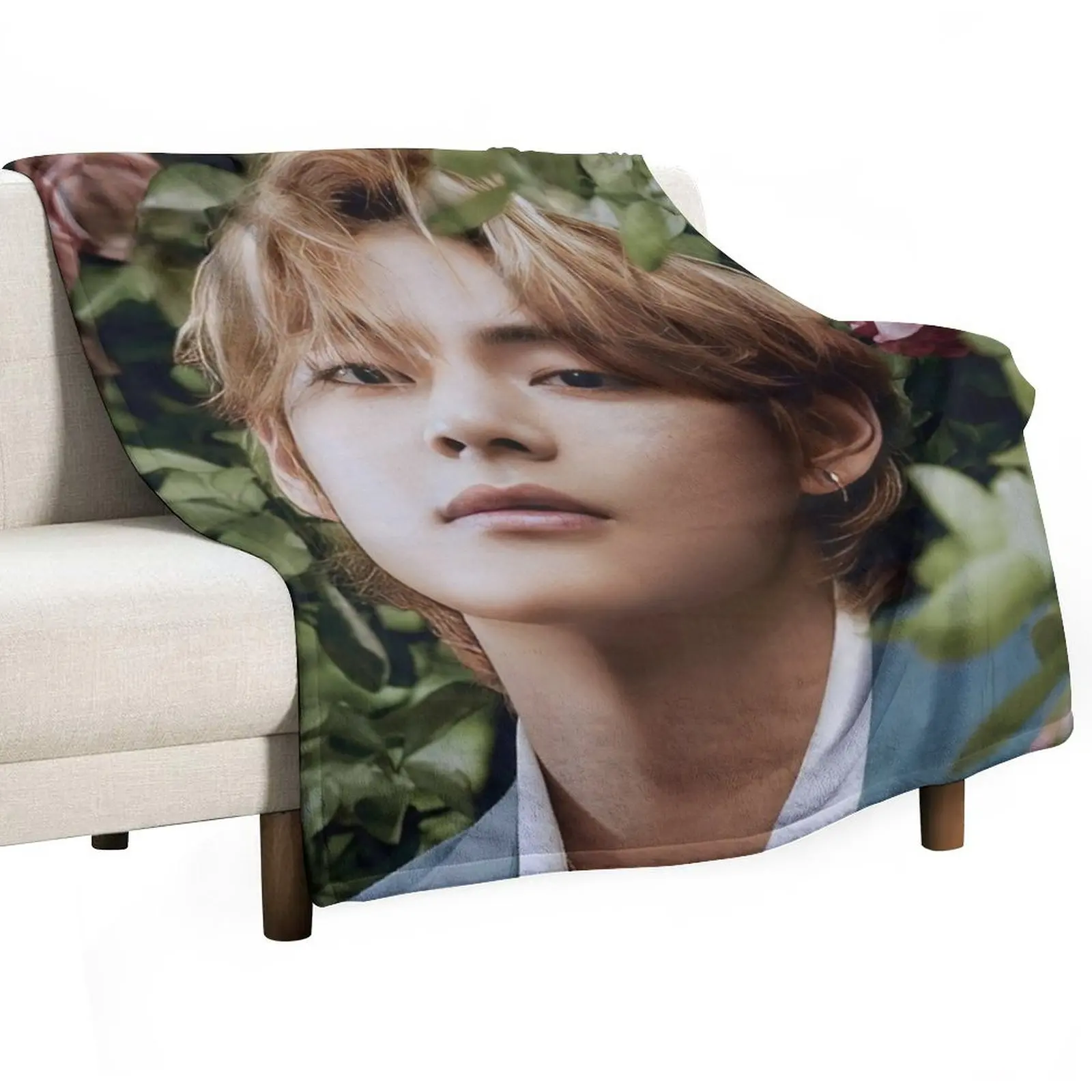 Kim Taehyung bts v in flowers Throw Blanket Hairy Furry for winter Comforter Blankets