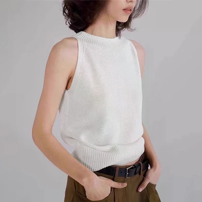 

Fashion Casual Striped Round Neck Sleeveless Knitted Vest For Women