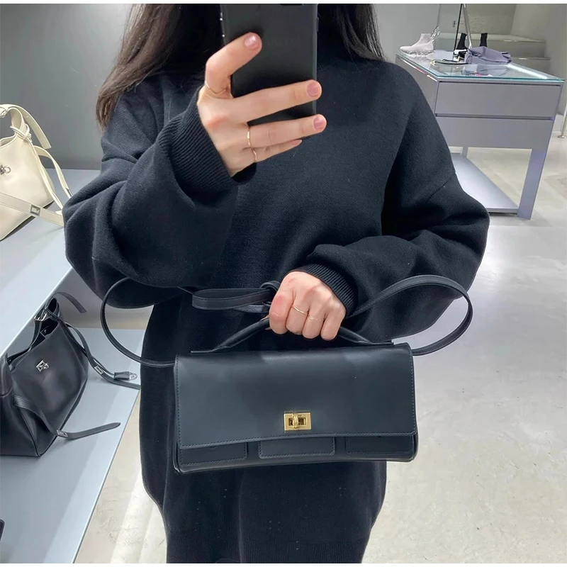 Thumbnail 3 - #9 Newest Saddle Bags