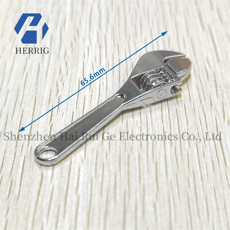 

2.5 inch mini wrench trinkets wrench wrench movable wrench word key fob