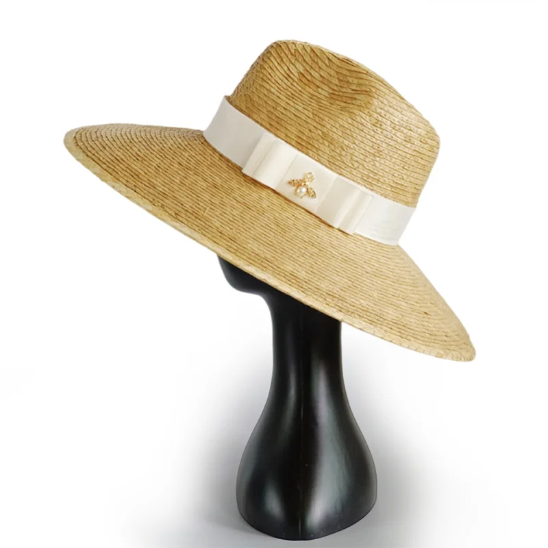 Palm Leaf Women's Sun Hat Fedora Little Bee Shiny Straw Hat European American Retro Gold Braided Women's Sun Visor Flat Top