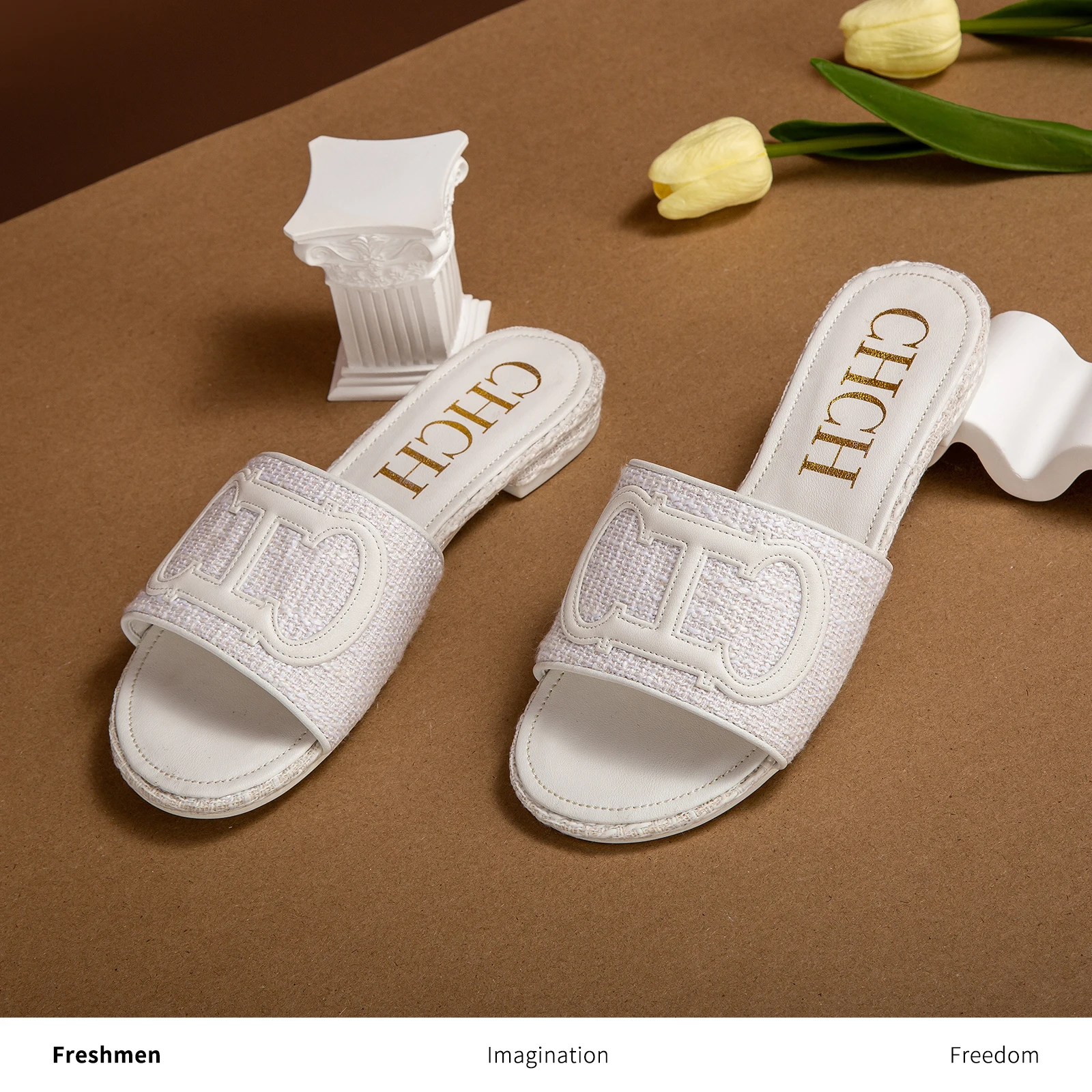 Fashionable Classic Retro Women's New Slippers Outdoor Solid Color Simple Low Heel Women's 2024 Slippers