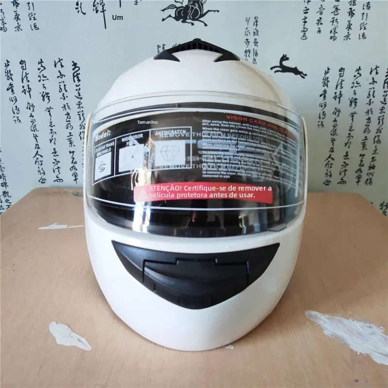 最新のdot規格適合安全モジュール式バイクヘルメット。デュアルレンズ、内蔵バイザー、フリップアップ機能を搭載。voyage-racing向け。