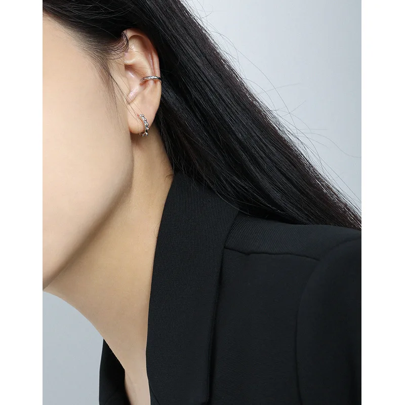 Hot selling S925 pure silver geometric bead earrings for women, classic luxury fashion banquet jewelry gifts