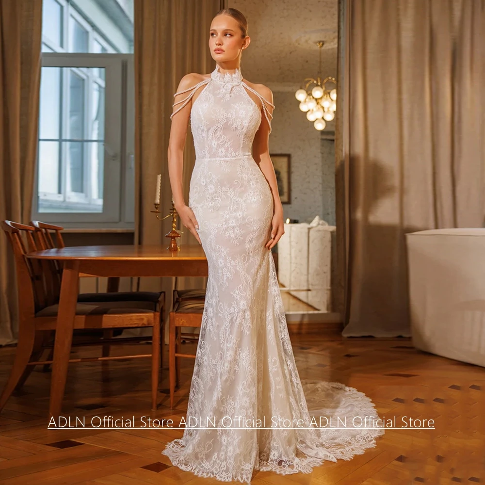 Customized Halter Neck Sleeveless Mermaid Wedding Dress Sexy Pearls Lace Court Train Woman Bride Bridal Gown for Lady