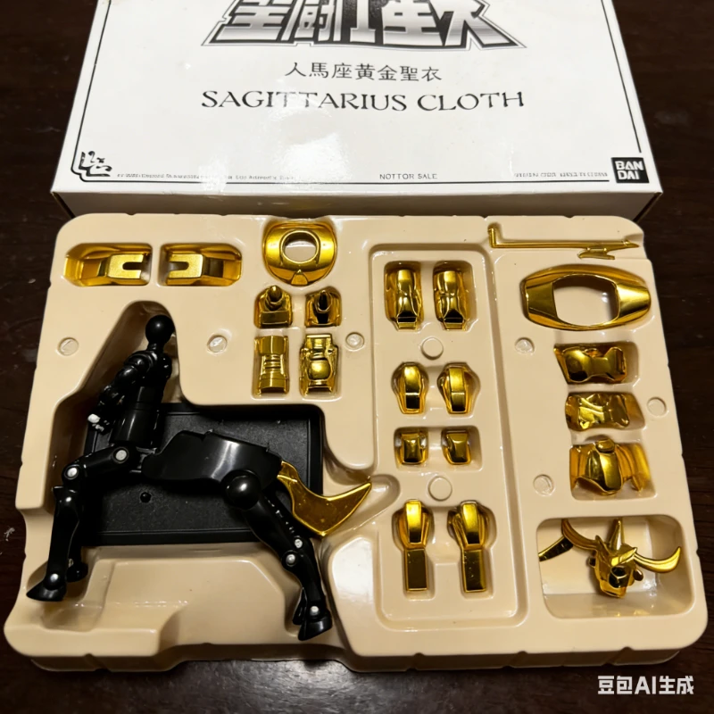 

Spot Saint Seiya Hong Kong version of pseudo-Sagittarius golden sagittarius Assembling model hot toys promotional items studio