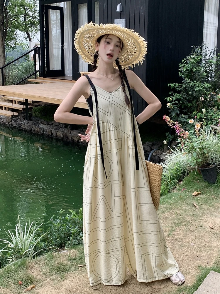 

Повседневные свободные женские комбинезоны Лето 2026: V-образный вырез, струящиеся широкие брюки, ленивые брюки на бретельках, длинные брюки с высокой талией из полиэстера