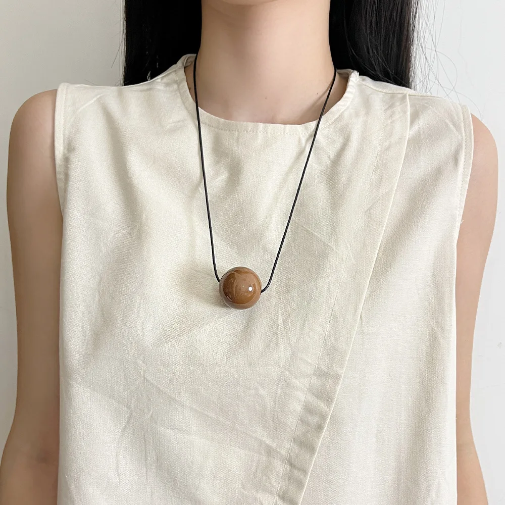 New Minimalist Metal Geometric Ball Pendant Necklace for Women Design Sweater Chain Trendy Accessories