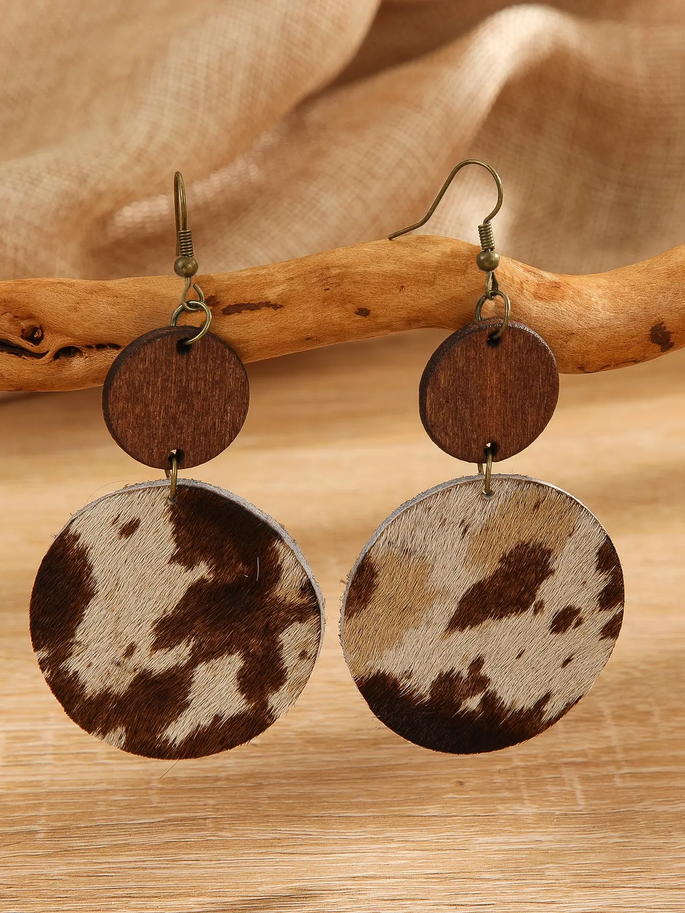 

1pair Vintage Cow Pattern Round Drop Earrings For Women For Daily Decoration