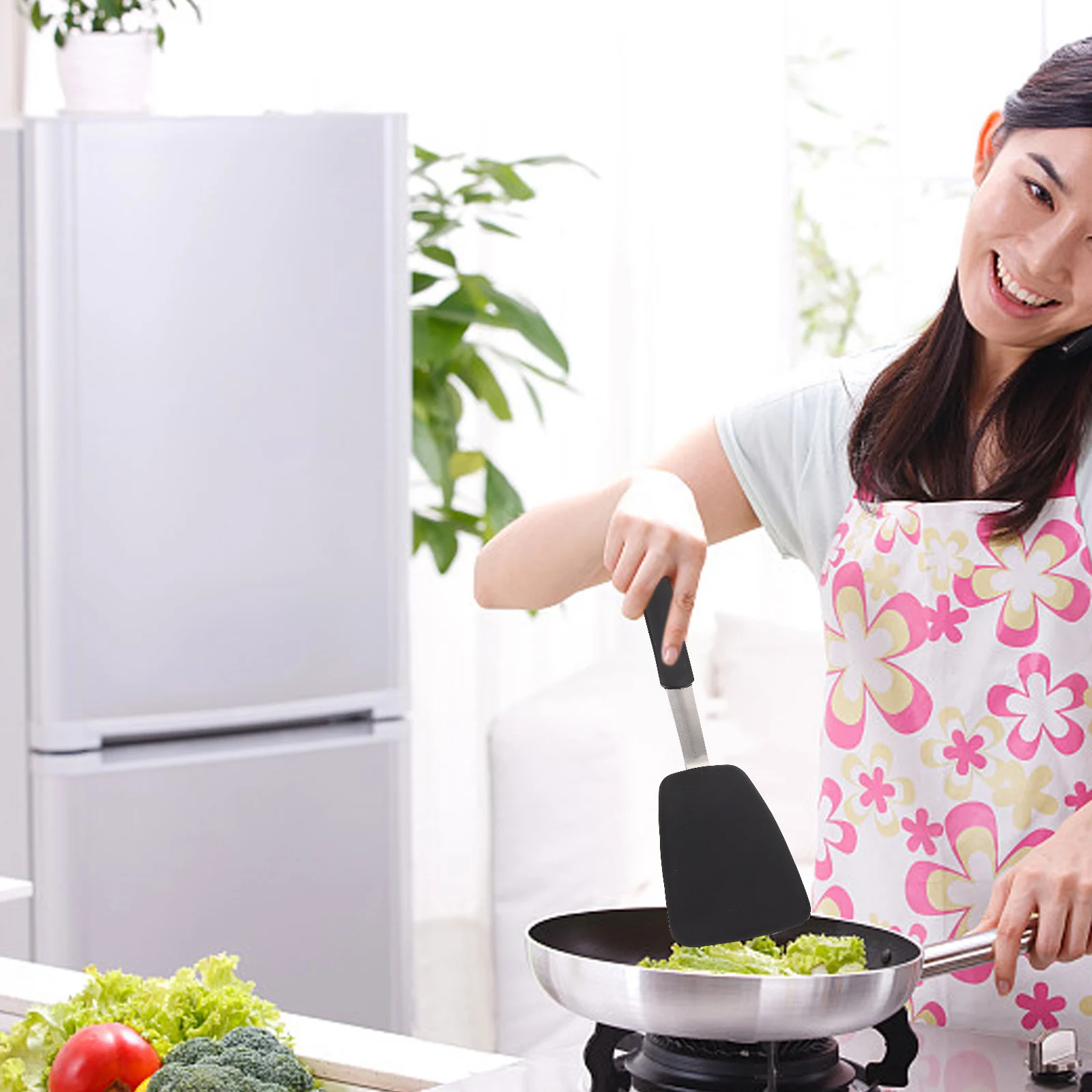

Silicone Spatula Non Stick Shovel Heat Resistant Kitchen Gadget Cooking Frying Suitable Home Hotel Restaurant Premium Handle