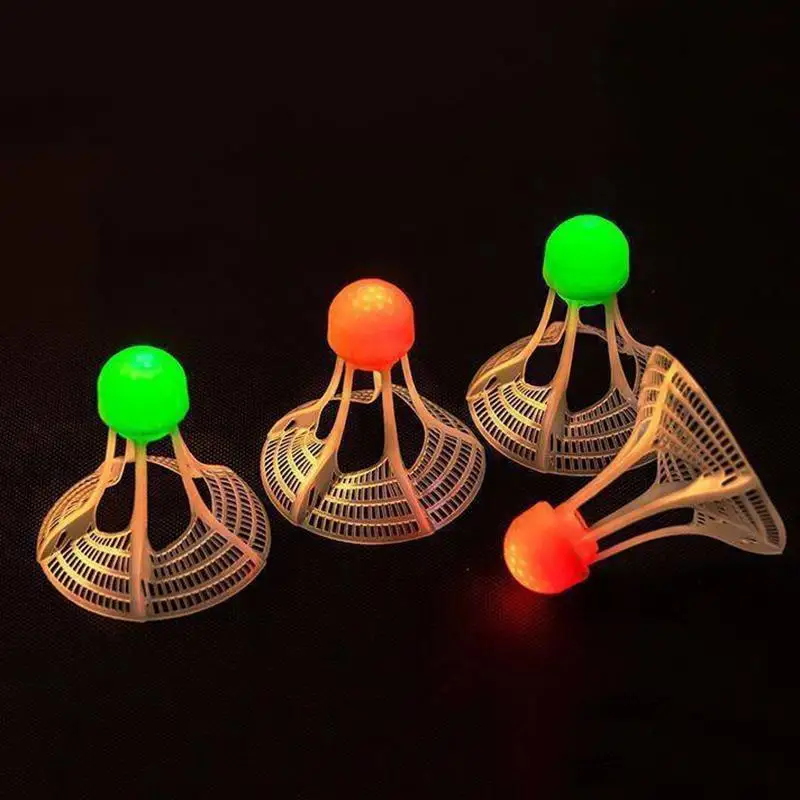 Im Dunkeln leuchtende winddichte Badminton-Federbälle 3/10 Stück Premium-Nylon-Leuchtfederbälle für nächtliche Outdoor-Sportarten – Detail 5
