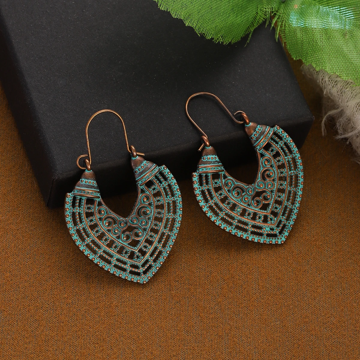 Bronze Ethnic Earrings Vintage Antique Geometric Pattern Carved Drop Earrings for Women Hollow Indian Jewellery Brincos