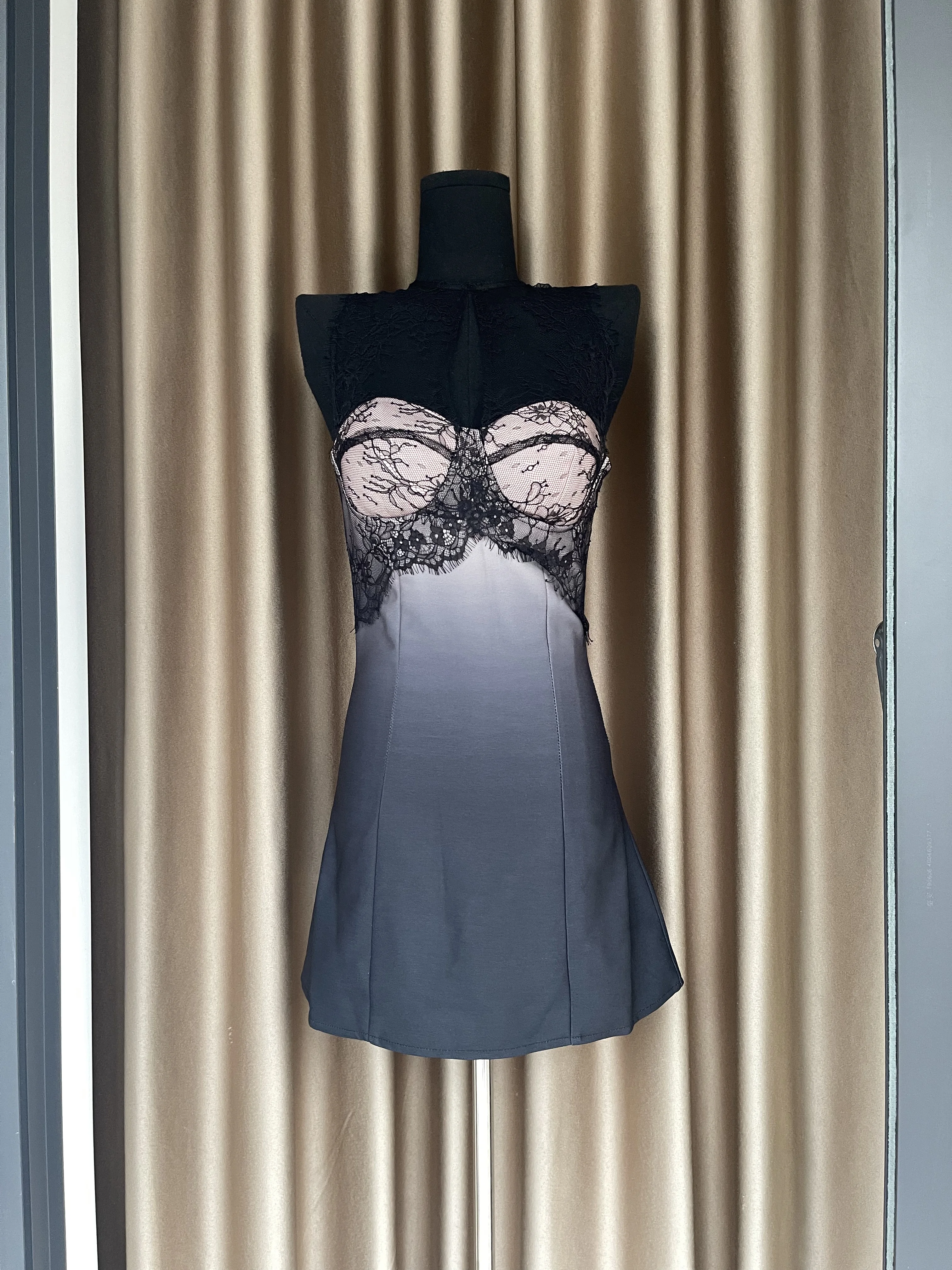 Minivestido Sexy de encaje calado con diseño degradado para mujer, conjunto de cóctel para fiesta de noche y cumpleaños, vestidos de moda para discoteca