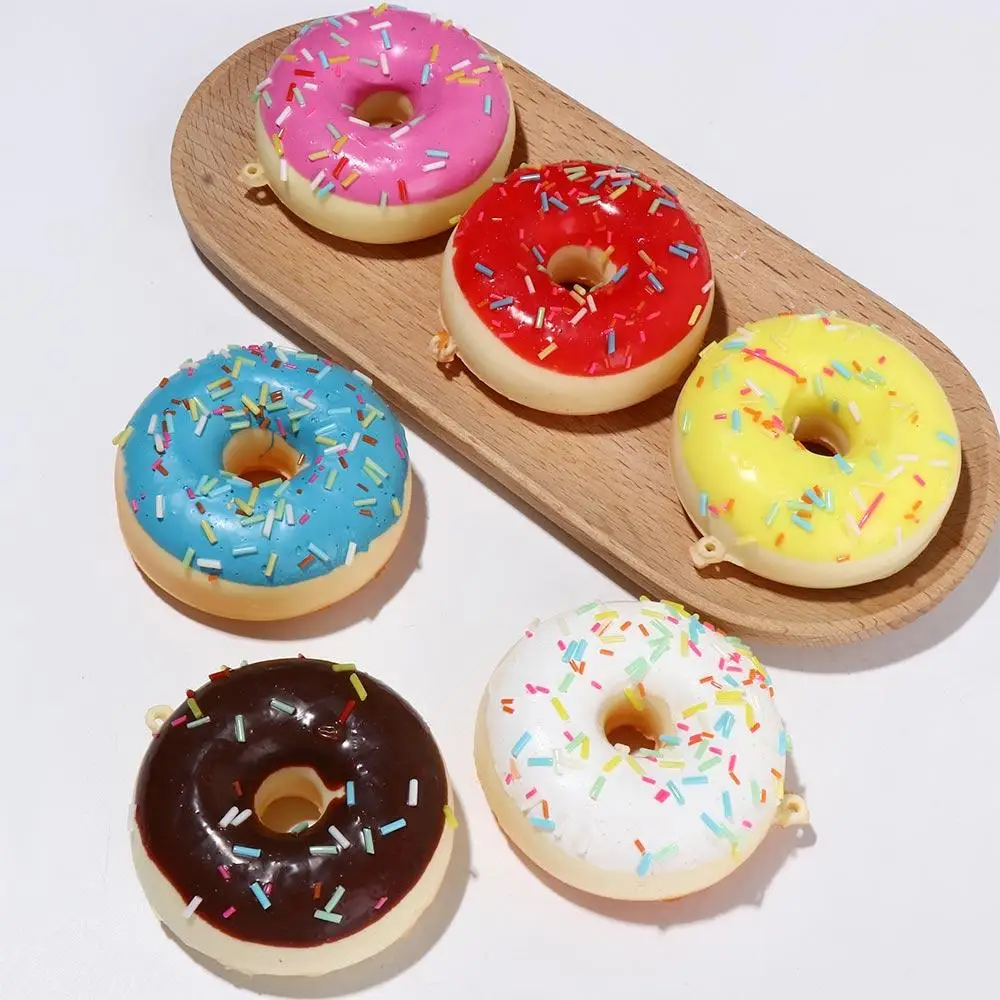 Kunstmatige Donut 6.2 cm/2.4in Model Voedsel Nieuwigheid Speelgoed Simulatie Taart Donut Kegel Speelgoed Simulatie Donuts Knijp Speelgoed