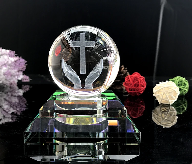 HOT SALE Christianity Catholicism gift CAR HOME Religious efficacious Pray bless family Safety Talisman 3D Crystal CROSS statue