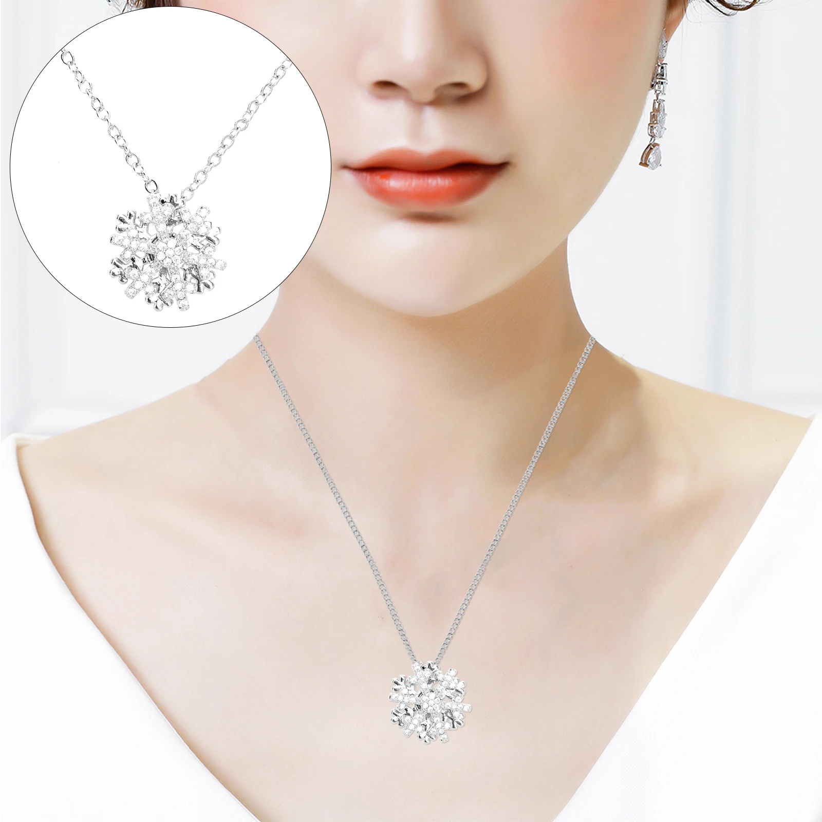 

Swirling Snowflake Necklace Choker Necklaces for Girls Sparkly Women Pendant Jewelry Vintage Rhinestone Miss