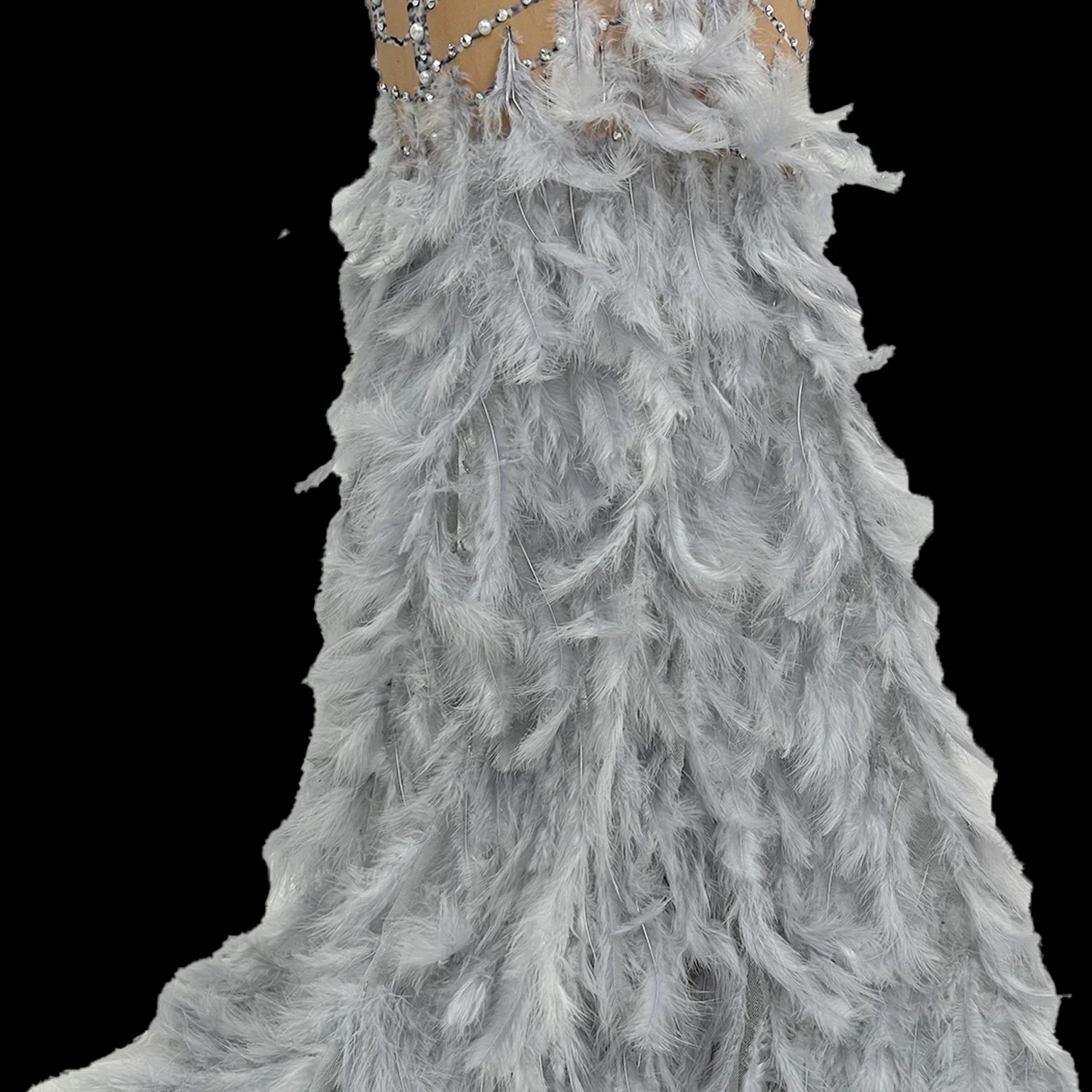 Outono banquete de casamento vestido de festa de aniversário lindo branco pérola água diamante sereia cinza pena emenda vestido longo ltym