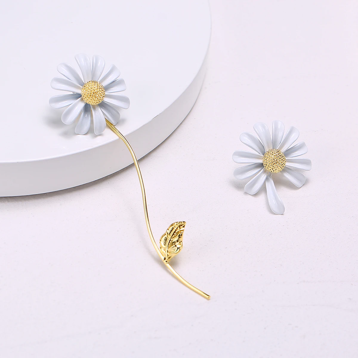 Women Little Daisy Earrings Set,Asymmetry Design Jewelry Accessories Painted Flowers,Elegent Cute Charm Stud Earring for Gifts