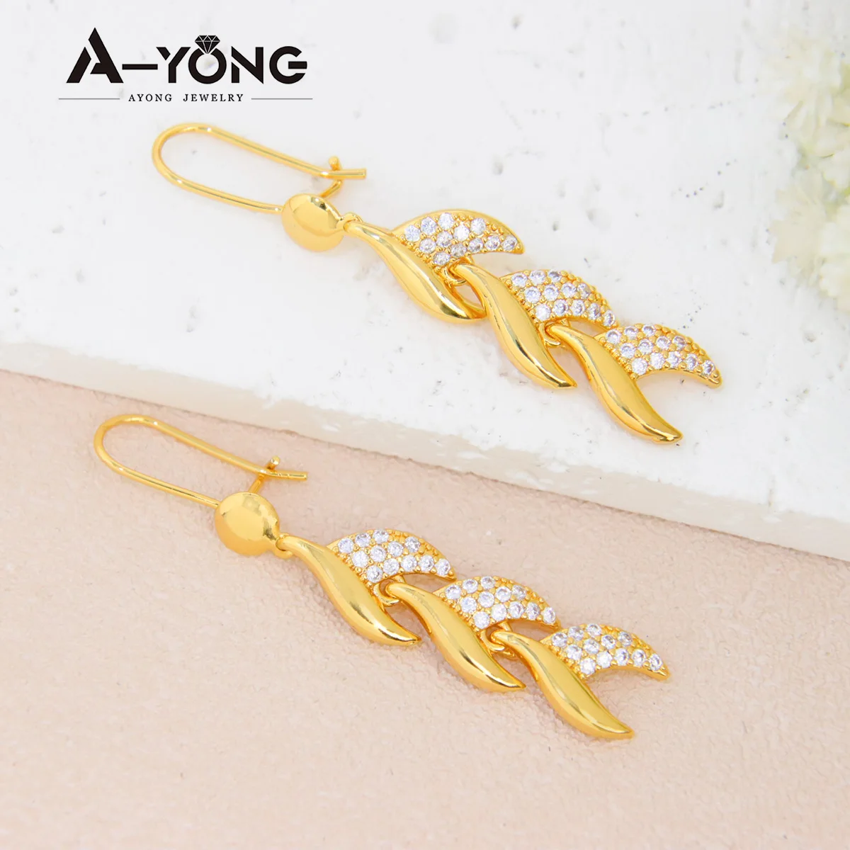 Luxuriöses italienisches Zirkonia-Schmuckset, 21 Karat vergoldet, Dubai-Quaste, Blatt-Türkis-Halskette, brasilianischer Hochzeits-Party-Schmuck – Detail 8