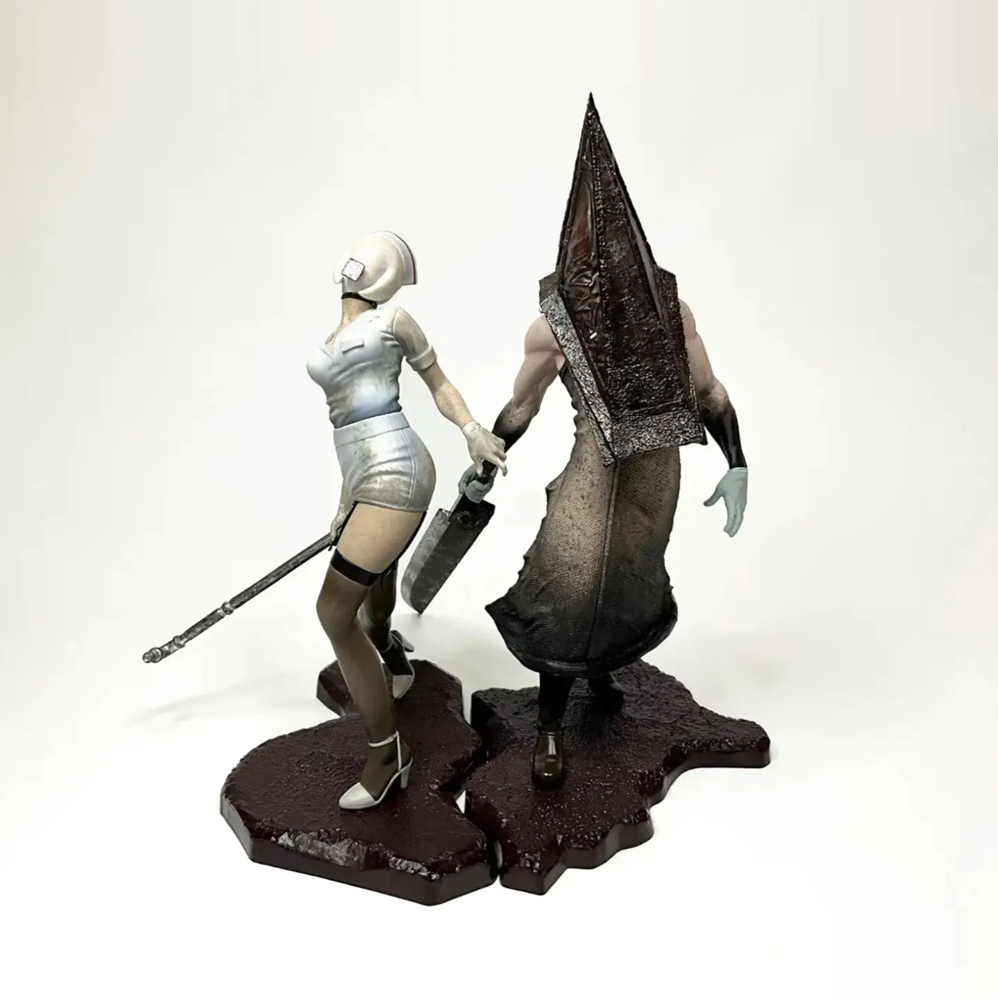 

New Genuine In Stock Konami Silent Ridge 2 Bubble Head Nurse Triangle Head Red Pyramid Landscape Handmade