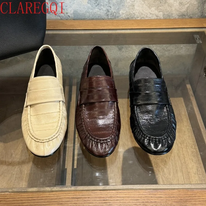 Crocodile pattern women dress shoesRound head white dress shoes for women loafers womens flats comfortable shoes for women