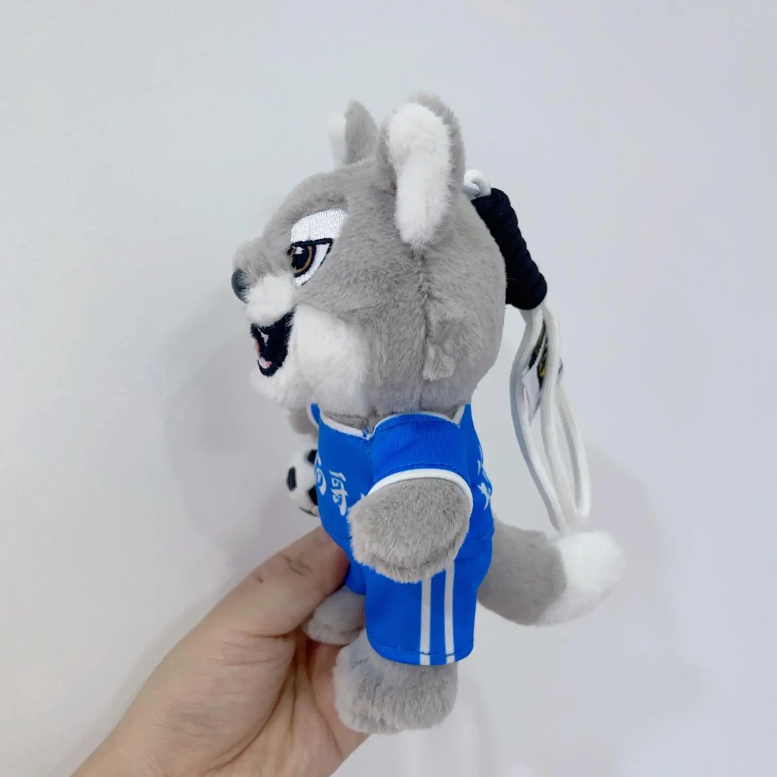 Lupo Peluche Lupo Peluche Cartone animato Ciondolo che suona Decorazione della casa per adulti Bambini Letto per dormire Passeggini da viaggio Zaini Vacanze