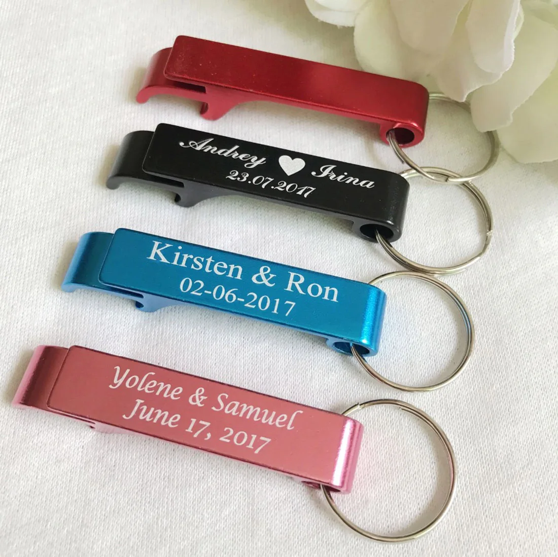 

10/30/50/100pcs Personalized Bottle Opener Key Chain Engraved Wedding Favors Brewery Hotel Restaurant Logo Party Private Gift