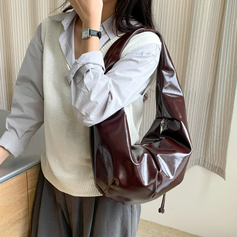 الكورية نمط الملمس بسيط المتشرد حقيبة المرأة خمر الجلود الناعمة تنوعا حقيبة كتف Crossbody موضة حقيبة تخزين قابلة للطي