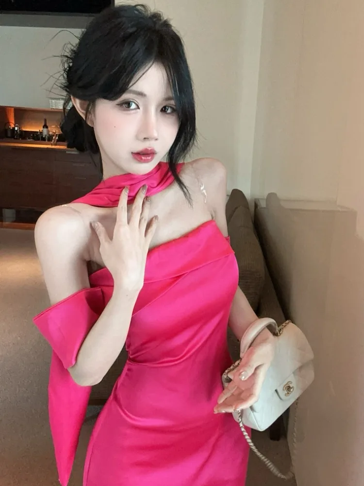 

Elegant Satin Backless Zipper Tube Dress Women's Spring Summer New Style Ball Gown Long Dress Fashionable Chic Red Color
