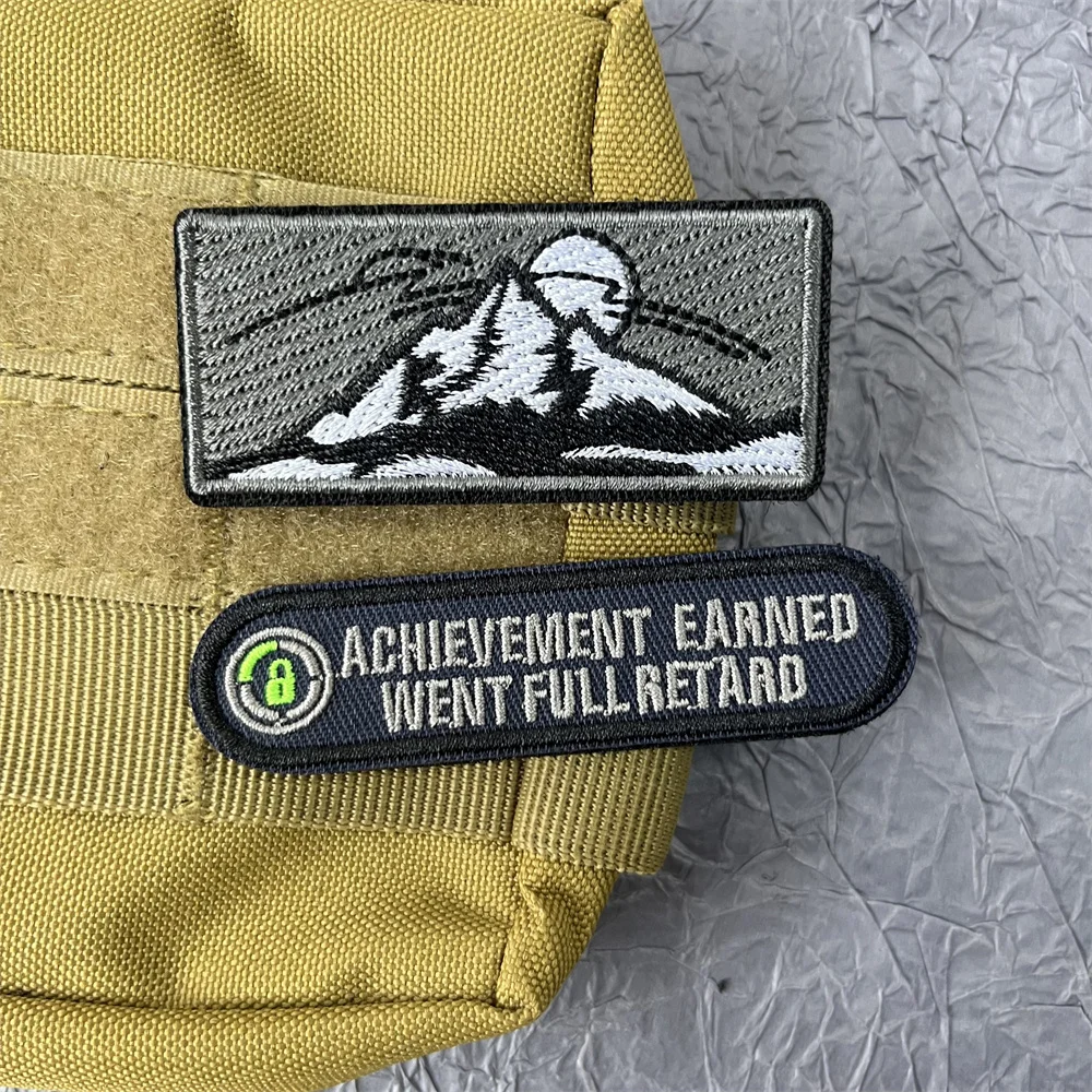 Decal in The Siberian Mountains Embroiderd Stickers on Clothes Achievement Funny Patch Hook and Loop Patches Backpack Emblem