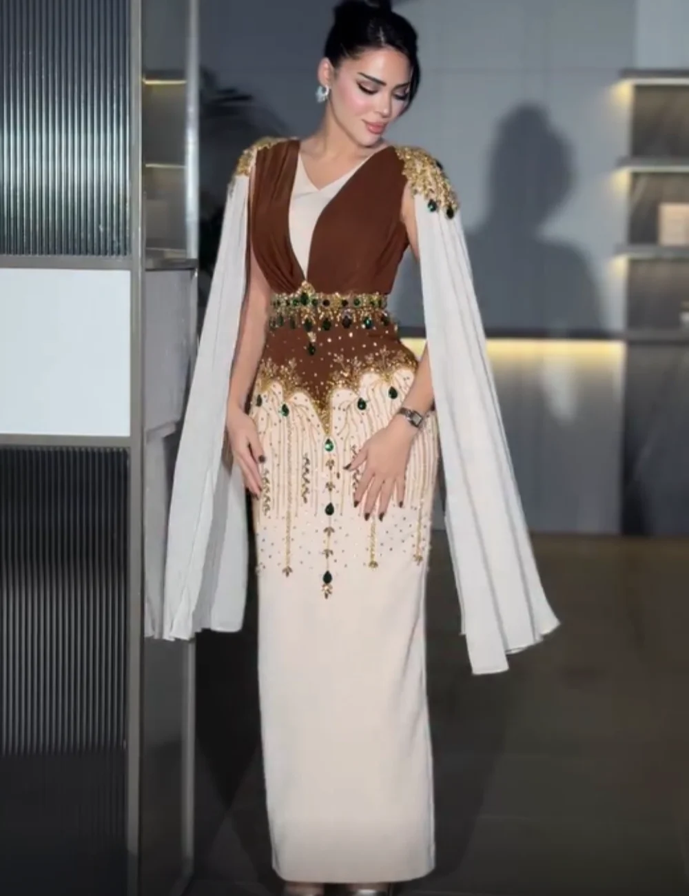 Customized Fashion Jersey Sequined Pleat Straight V-neck Long Bespoke Occasion Party Dresses High Quality Formal