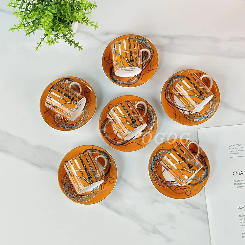 

Роскошная и модная оранжевая чашка для эспрессо со скипетром, европейская бытовая чашка из костяного фарфора, подарочная коробка, набор