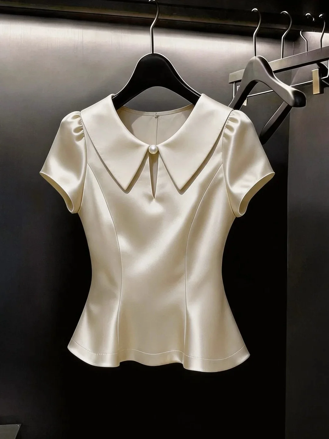 

Elegant Fashionable Short Sleeve Commute Shirt Women's Stylish Top Korean Style Straight Cut Silk Blend Casual Neck