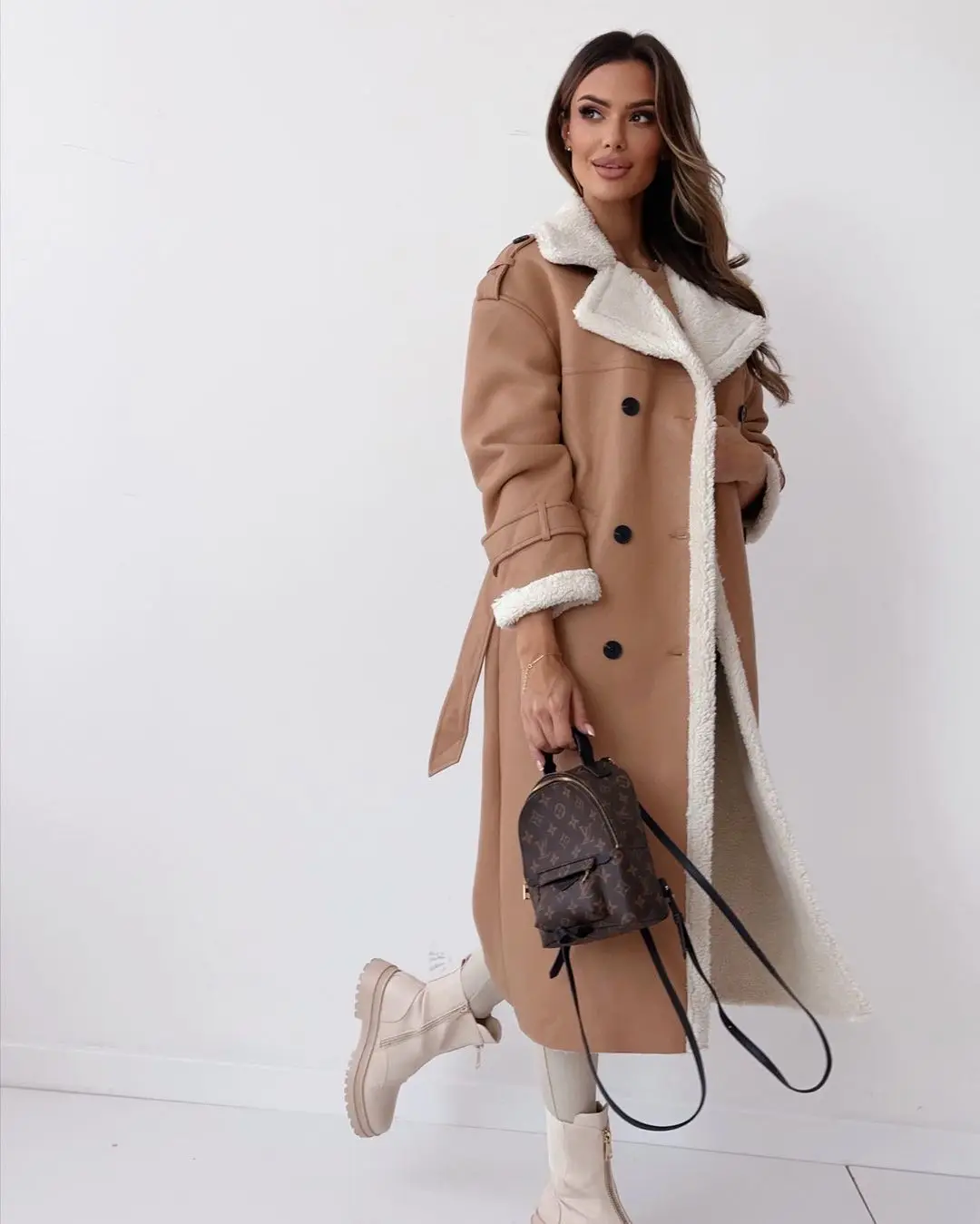 Autumn Winter New Fashion Faux Leather Woolen Coats Women Solid Color Turn-down Collar Mid-length Jacket with Belt Warm Overcoat