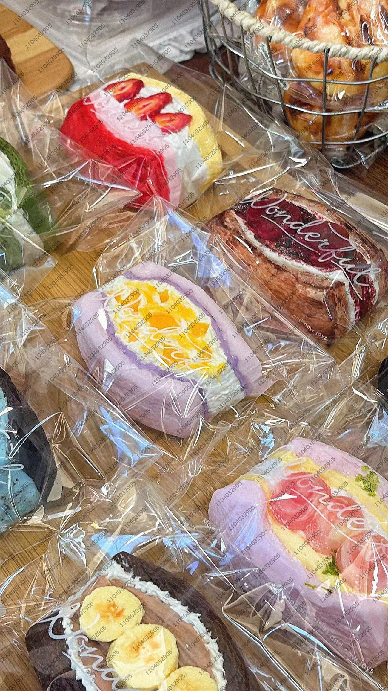 Sandwich Toast Taba Squishy Fruit Swiss Roll Fidget Toys Dessert Bakery Anti Stress Novelty Toy Christmas Party Gifts antiestres