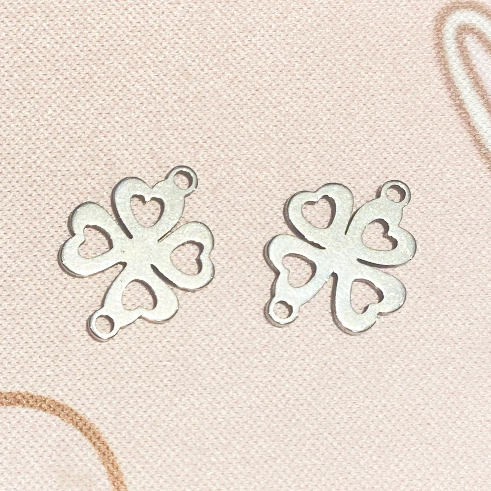 

Classical Lucky Leaf Charm 30Pcs/Lot Steel Tow Holes Connector Four Leaves Jewelry Clover Pendant Diy Findings