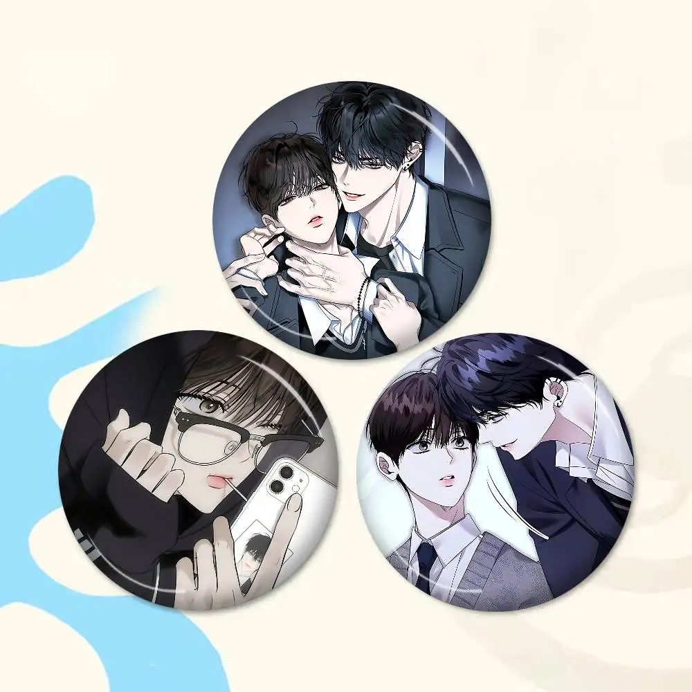 Eighteens bed Anime Photo Brooches Creative Round Badge Gifts Pins 32/44/58mm