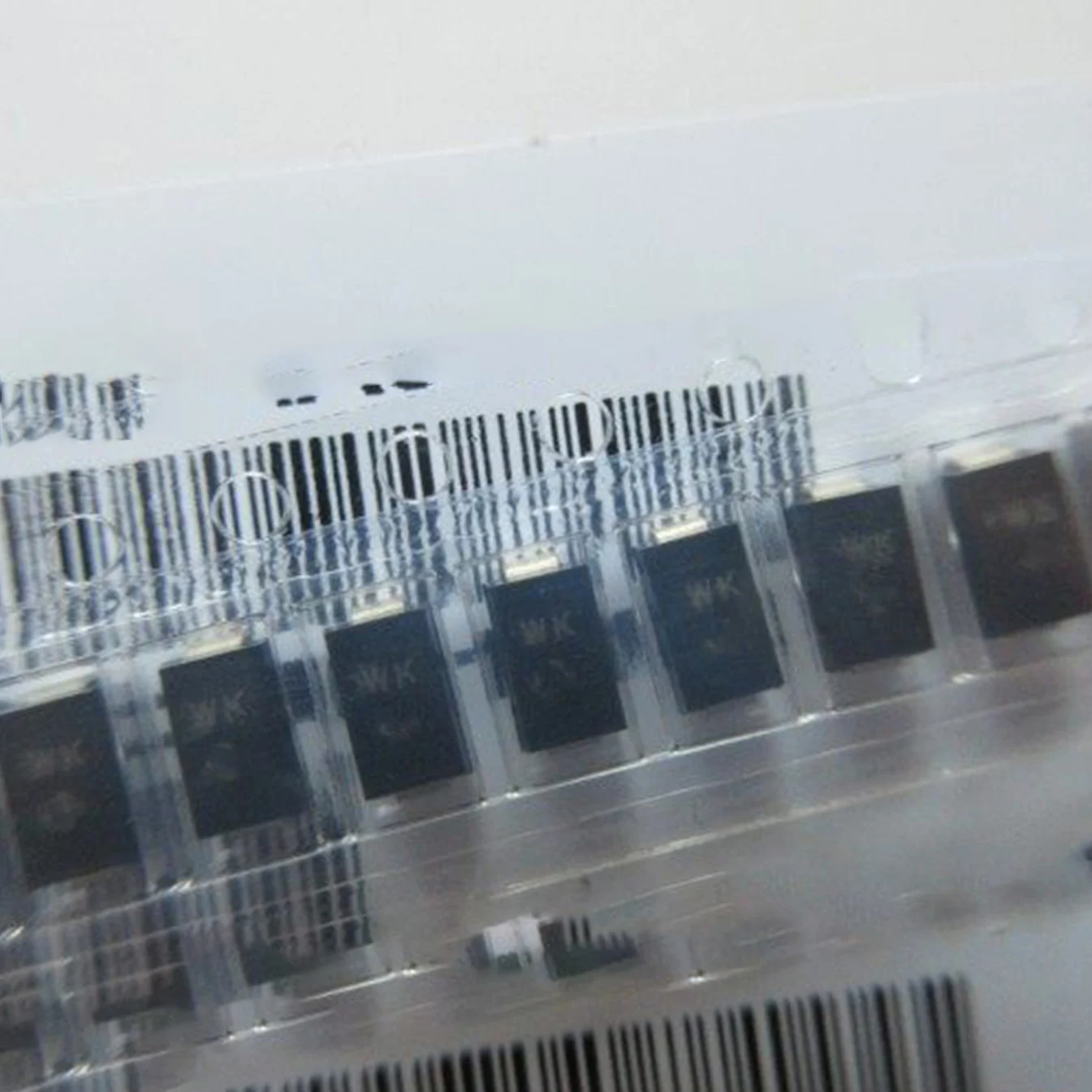SMAJ6.5CA Bidirectional SMA Surface Mount TVS Surge Suppression Diode for DO-214AC - Screen Printed as WK
