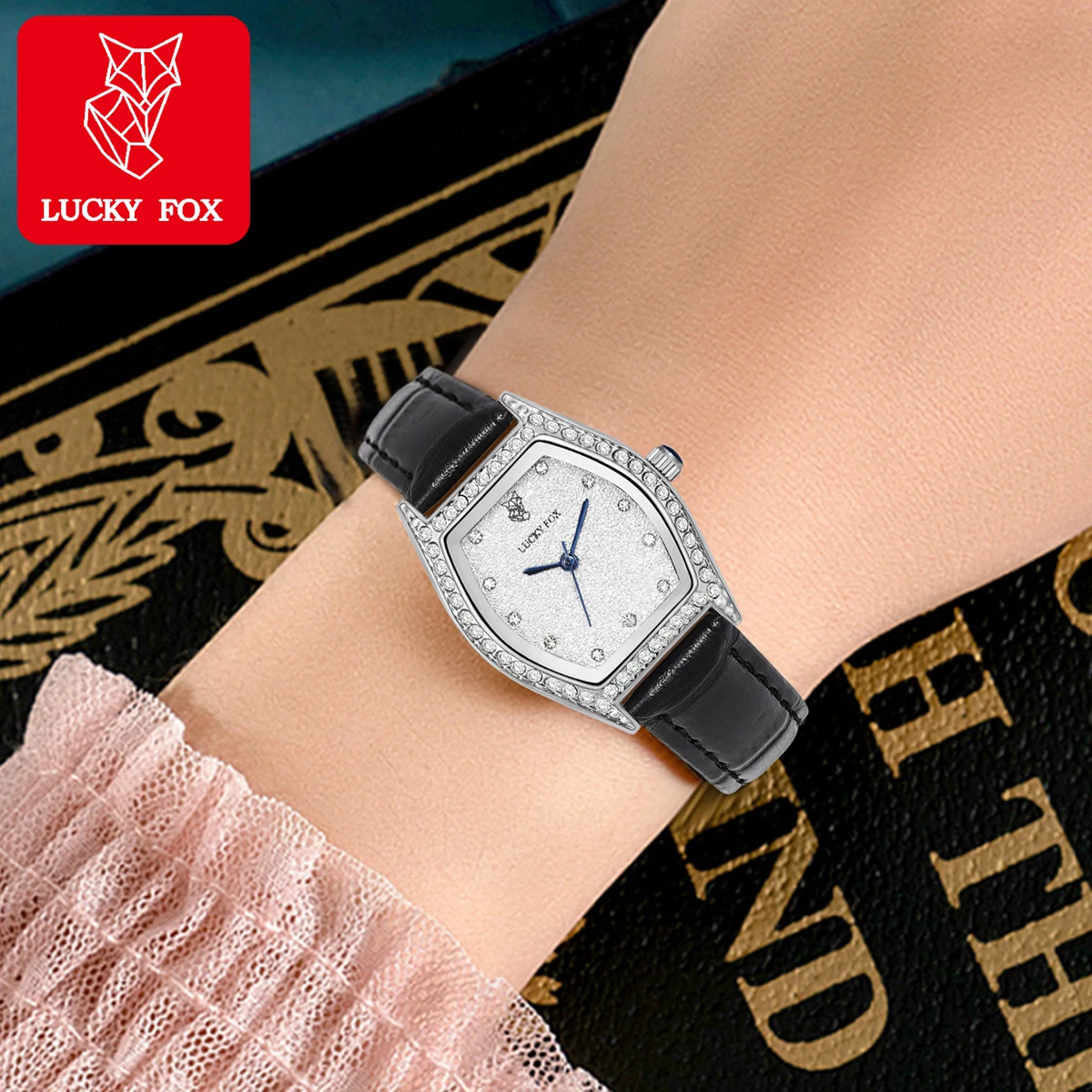 LUCKY FOX Luxury and Luxury Women\'s Watch with Simple Barrel Shaped Diamonds Retro Women\'s Quartz Watch Festival Gift Relojes